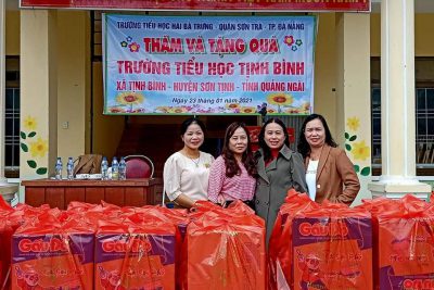 Trường tiểu học Hai Bà Trưng thành phố Đà Nẵng tặng quà Tết Tân Sửu cho học sinh có hoàn cảnh khó khăn